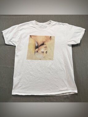 Ariana Grande Sweetener T Shirt Large Band Tee Concert Merch 2018 Graphic